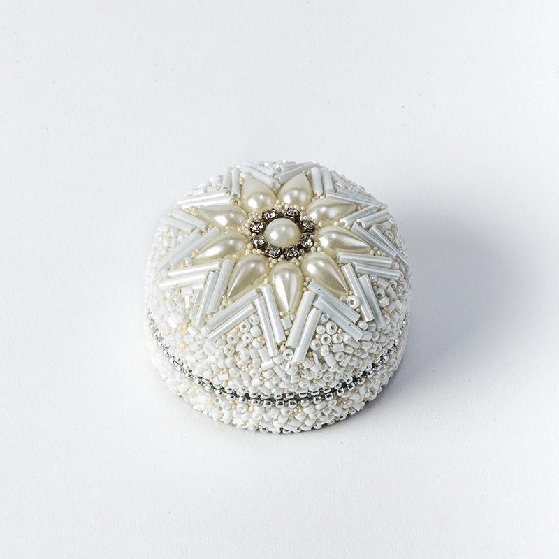 Star Trinket box, adorned with exquisite beads and jewels makes for the perfect small pick-up gift or stocking filler.