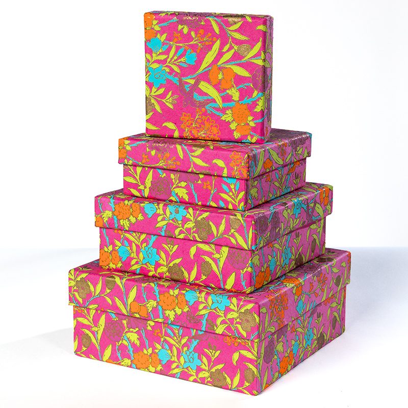 Pink Floral Vine handmade Gift Box brings nature’s charm to life