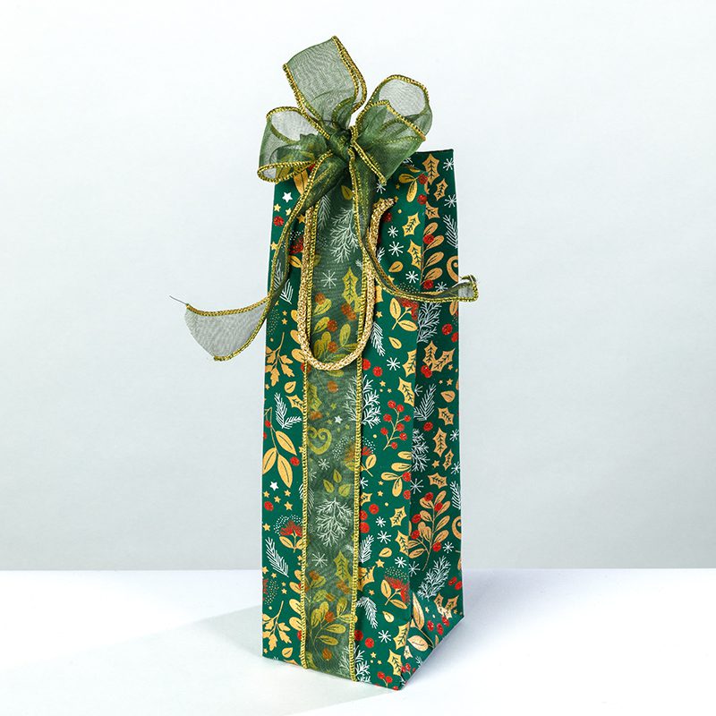 Holly and Mistletoe Christmas bottle bag are Eco-friendly